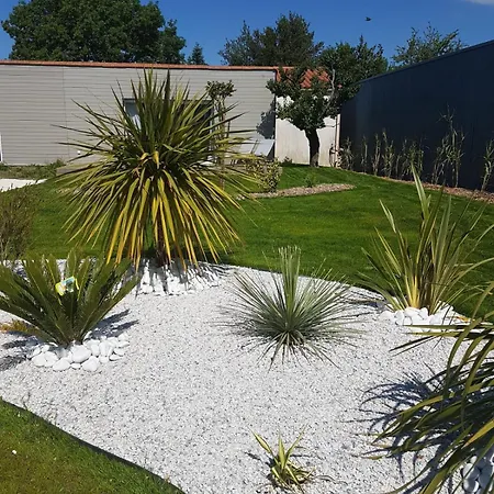 La Perle De Dolitema Grues